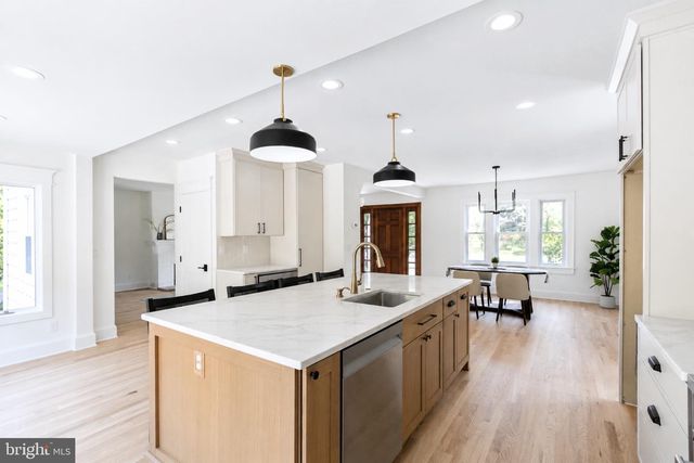 1500 YARDLEY RD, Yardley, PA 19067