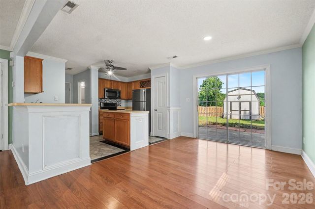 3236 Steve Chapman Drive, Charlotte, NC 28217