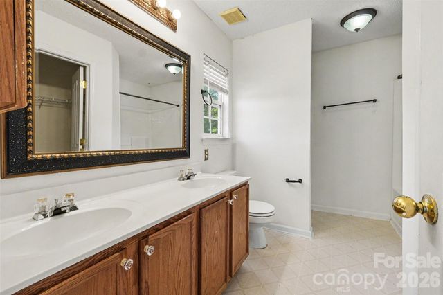 3236 Steve Chapman Drive, Charlotte, NC 28217