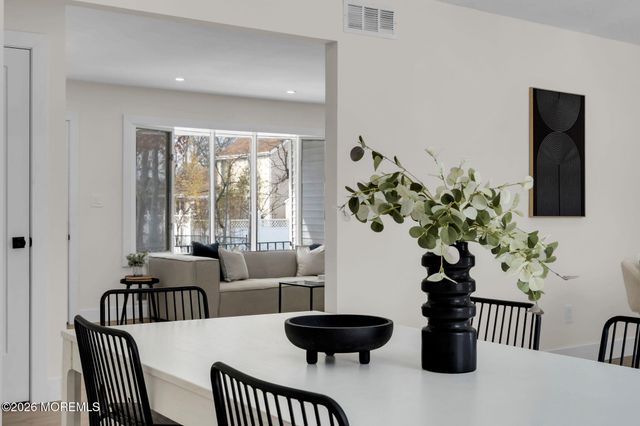 60 Birch Street, Beachwood, NJ 08722