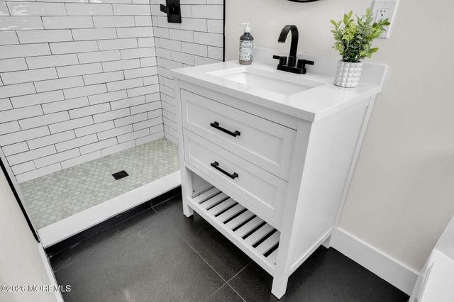 60 Birch Street, Beachwood, NJ 08722