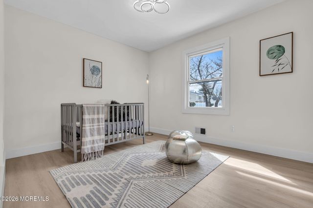 60 Birch Street, Beachwood, NJ 08722