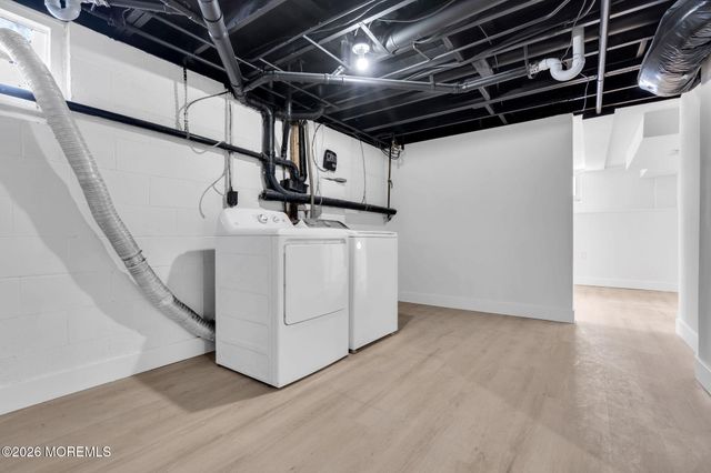 60 Birch Street, Beachwood, NJ 08722