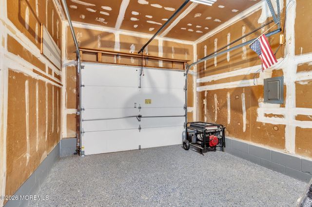 60 Birch Street, Beachwood, NJ 08722