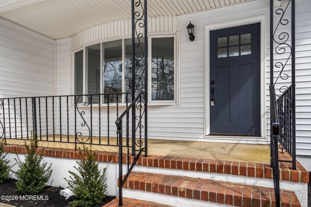 60 Birch Street, Beachwood, NJ 08722