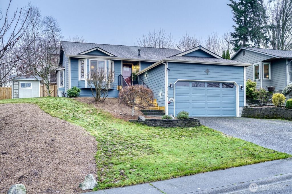25904 202nd Avenue SE, Covington, WA 98042