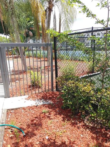 11225 W Atlantic Blvd 106, Coral Springs, FL 33071