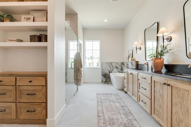 3424 Sardinia Way, Edmond, OK 73034