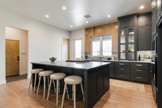 3424 Sardinia Way, Edmond, OK 73034