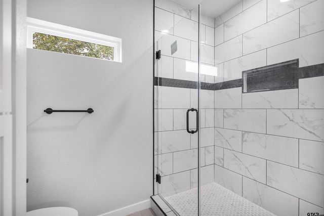 928 Duckenfield, Tyler, TX 75701