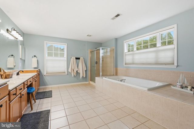1604 WOODBRIDGE CT NE, Leesburg, VA 20176