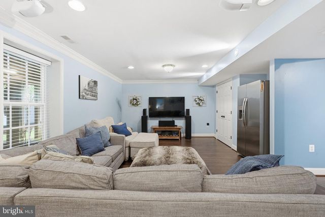 1604 WOODBRIDGE CT NE, Leesburg, VA 20176