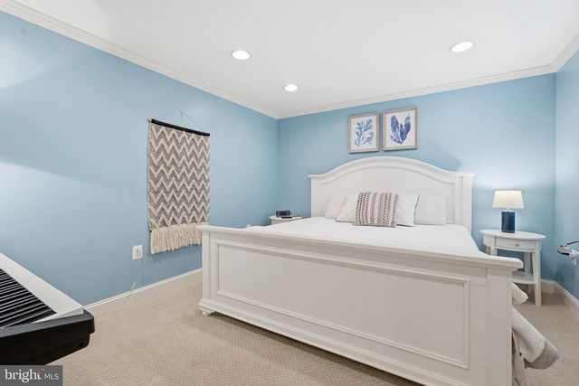 1604 WOODBRIDGE CT NE, Leesburg, VA 20176