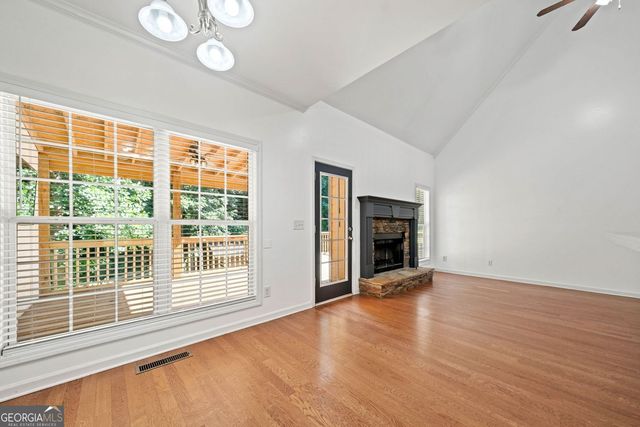 140 Glencrest Drive Drive, Commerce, GA 30529