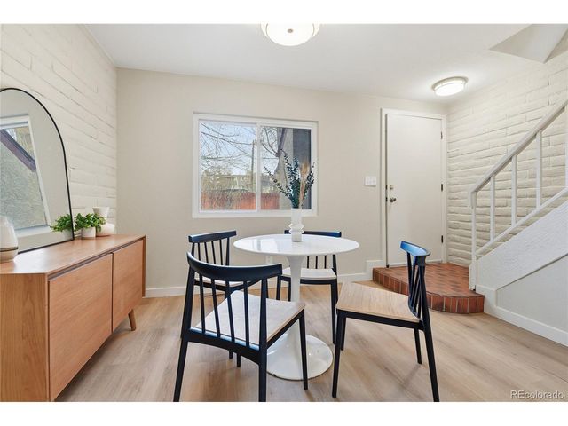 1060 S Parker Rd 27, Denver, CO 80231