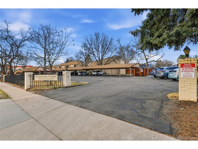 1060 S Parker Rd 27, Denver, CO 80231