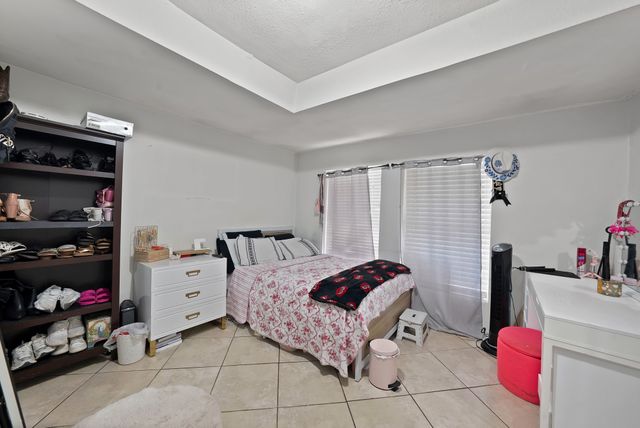 1717 E Harvey Avenue, Fort Worth, TX 76104