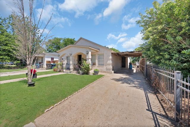 1717 E Harvey Avenue, Fort Worth, TX 76104