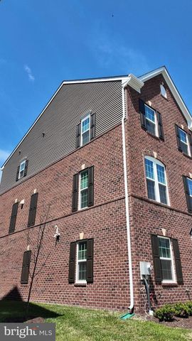 5441 CEDAR GROVE DR, Upper Marlboro, MD 20772