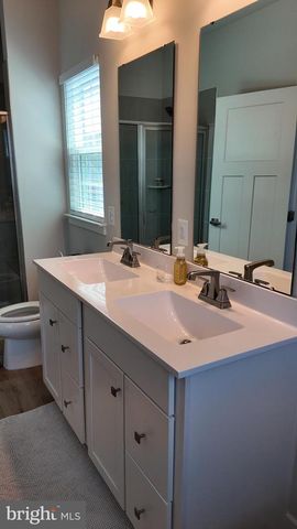 5441 CEDAR GROVE DR, Upper Marlboro, MD 20772
