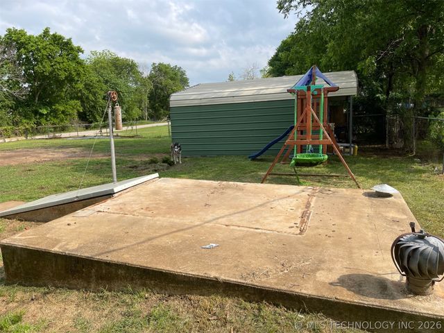 721 E Wynnewood, Sulphur, OK 73086