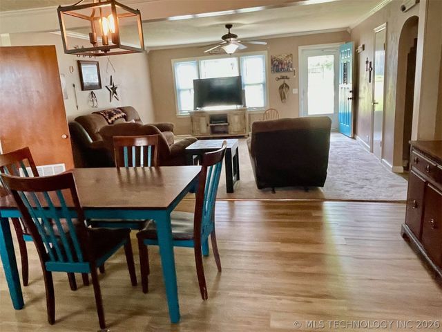 721 E Wynnewood, Sulphur, OK 73086