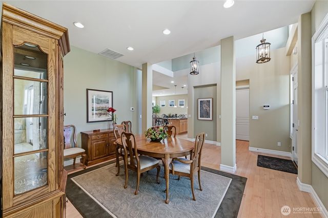 23729 NE 116th Place, Redmond, WA 98053