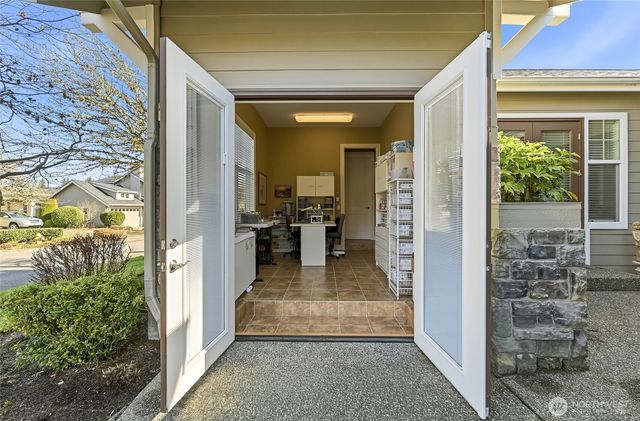 23729 NE 116th Place, Redmond, WA 98053