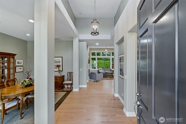 23729 NE 116th Place, Redmond, WA 98053