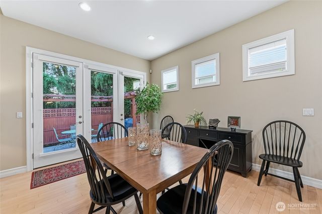 23729 NE 116th Place, Redmond, WA 98053