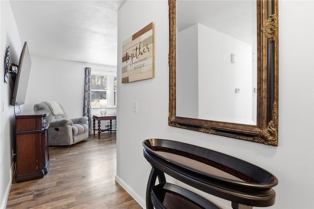 7 Francis Drive, Perinton, NY 14526