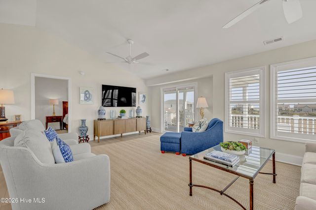 2106 Inlet Avenue, Holly Ridge, NC 28445