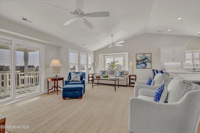 2106 Inlet Avenue, Holly Ridge, NC 28445