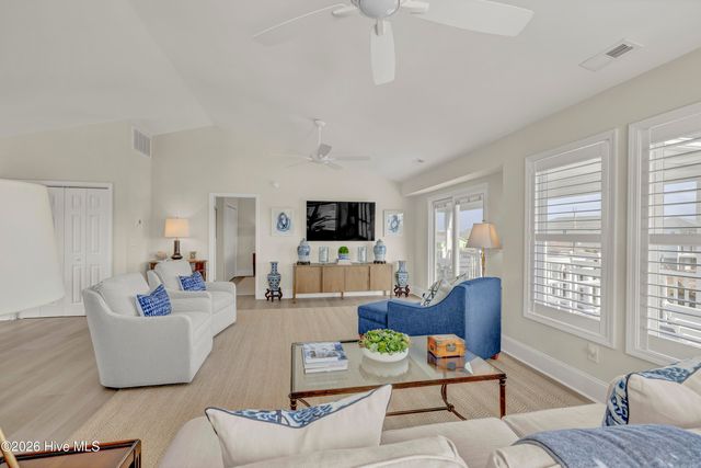 2106 Inlet Avenue, Holly Ridge, NC 28445