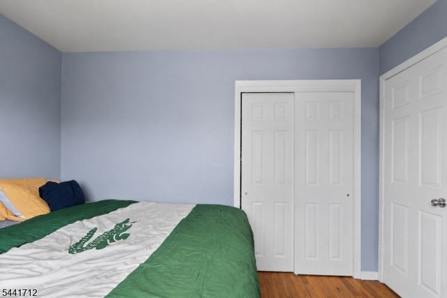 825 Mccandless Pl, Linden City, NJ 07036