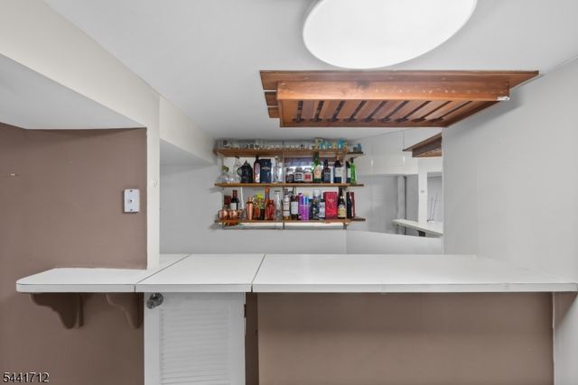 825 Mccandless Pl, Linden City, NJ 07036