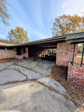 2403 W 40th Ave, Pine Bluff, AR 71603