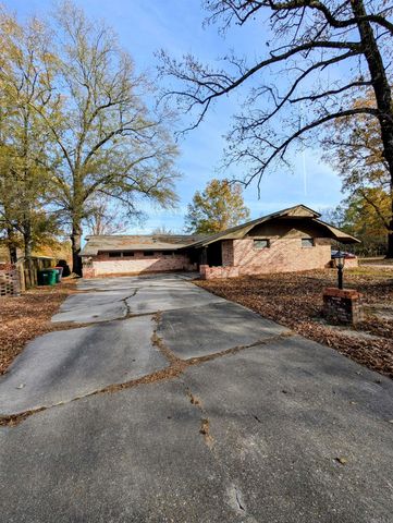 2403 W 40th Ave, Pine Bluff, AR 71603