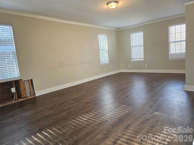 6316 Grove Park Boulevard, Charlotte, NC 28215