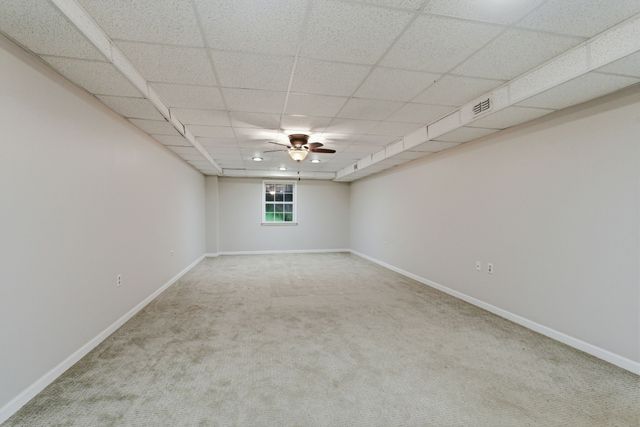 608 Beechtree Ct, Burns, TN 37029