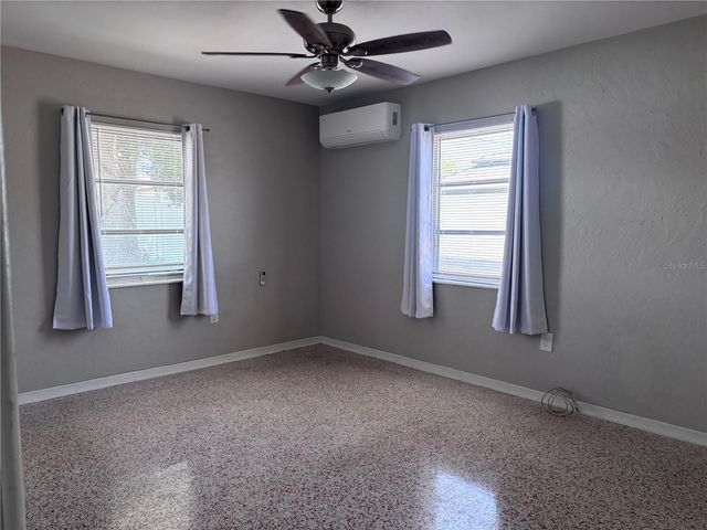 4835 61ST LANE N, Kenneth City, FL 33709