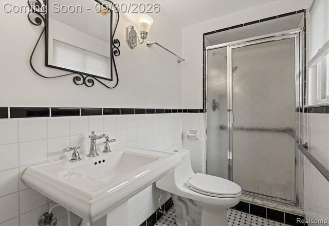 4753 Quarton Road, Bloomfield Hills, MI 48301