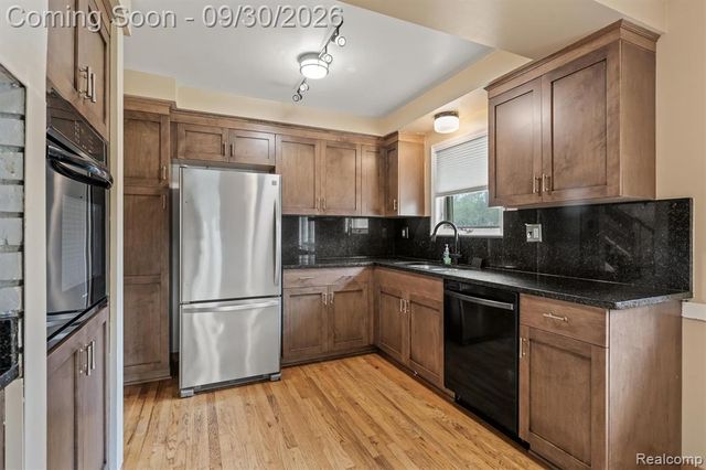 4753 Quarton Road, Bloomfield Hills, MI 48301