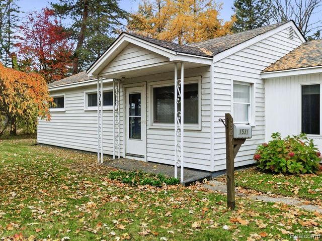 1531 Robinson Street, Port Huron, MI 48060