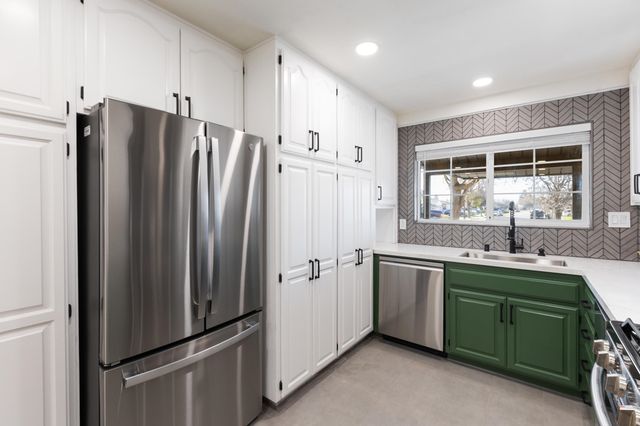 38952 EMROL AVE, Fremont, CA 94536