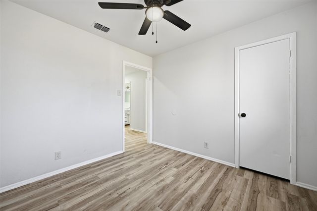 105 N Wood Avenue, Denison, TX 75020