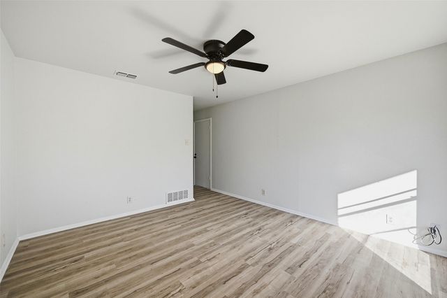 105 N Wood Avenue, Denison, TX 75020