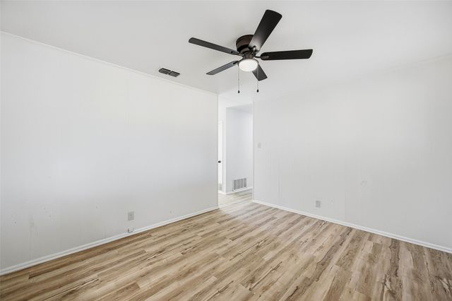 105 N Wood Avenue, Denison, TX 75020