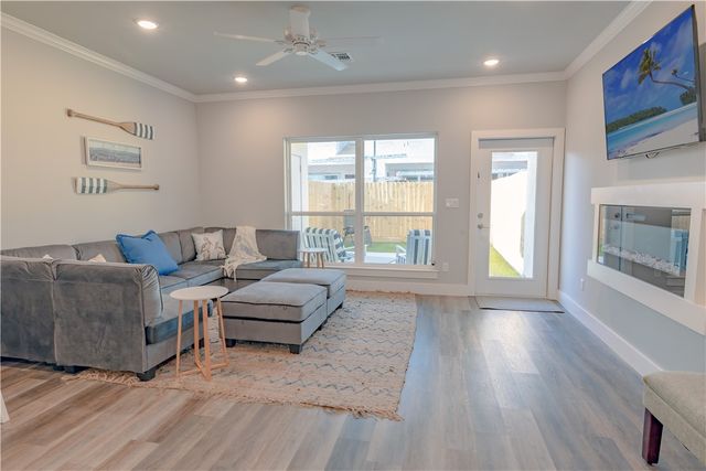 14010 Fortuna Bay Dr B, Corpus Christi, TX 78418