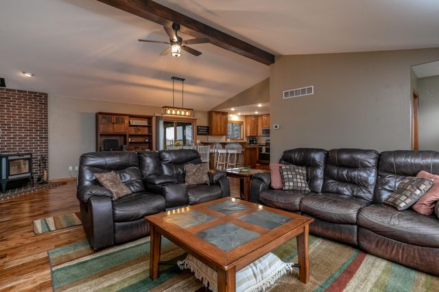 5183 AUD ROAD 245, Centralia, MO 65240